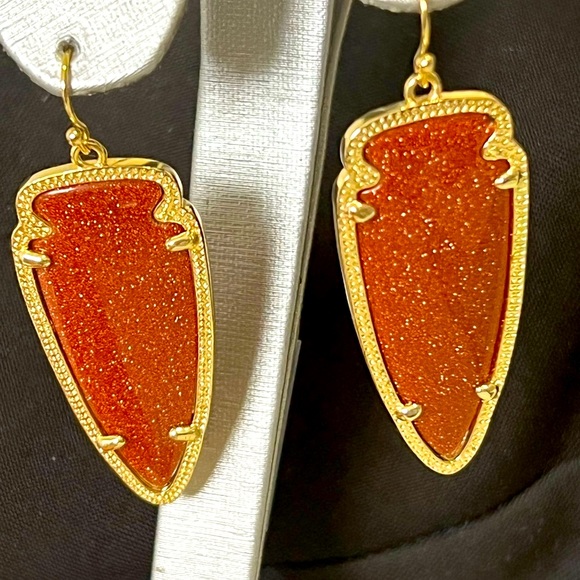 NWT Kendra Scott RARE & Retired Skylar Earrings Goldstone & Yellow Gold STUNNING - Picture 3 of 16